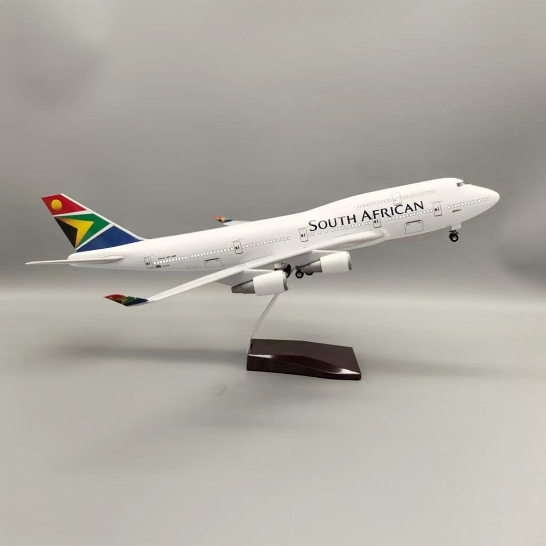 Model Kit Aircraft - Brinquedos para crianças sul africano 1:150
