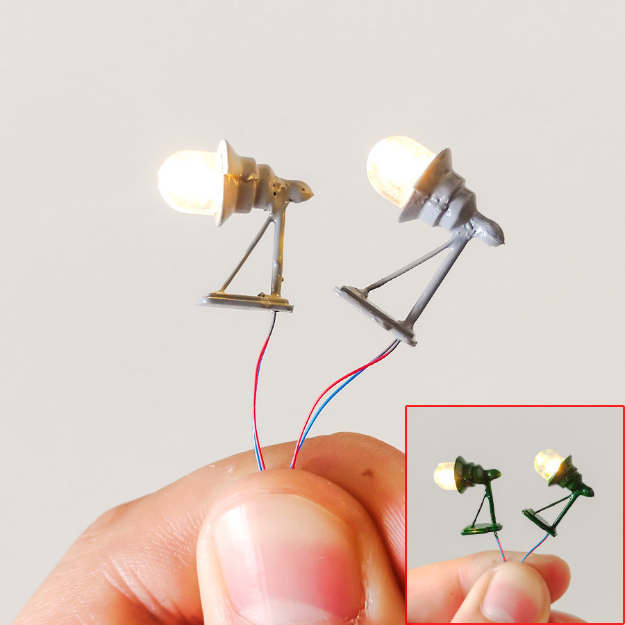 2 pçs em miniatura 3v luzes le - Model Kit Wall E avaliação e preço