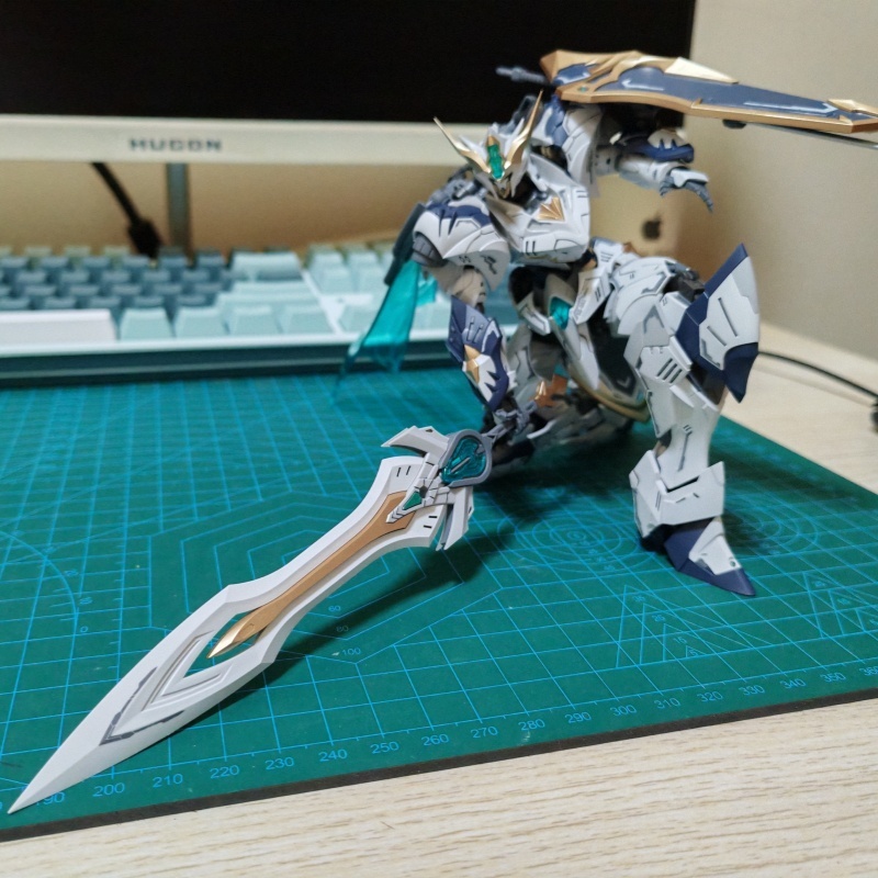 Em estoque snaa hg tristan mon - Model Kit Tristan avaliação e preço